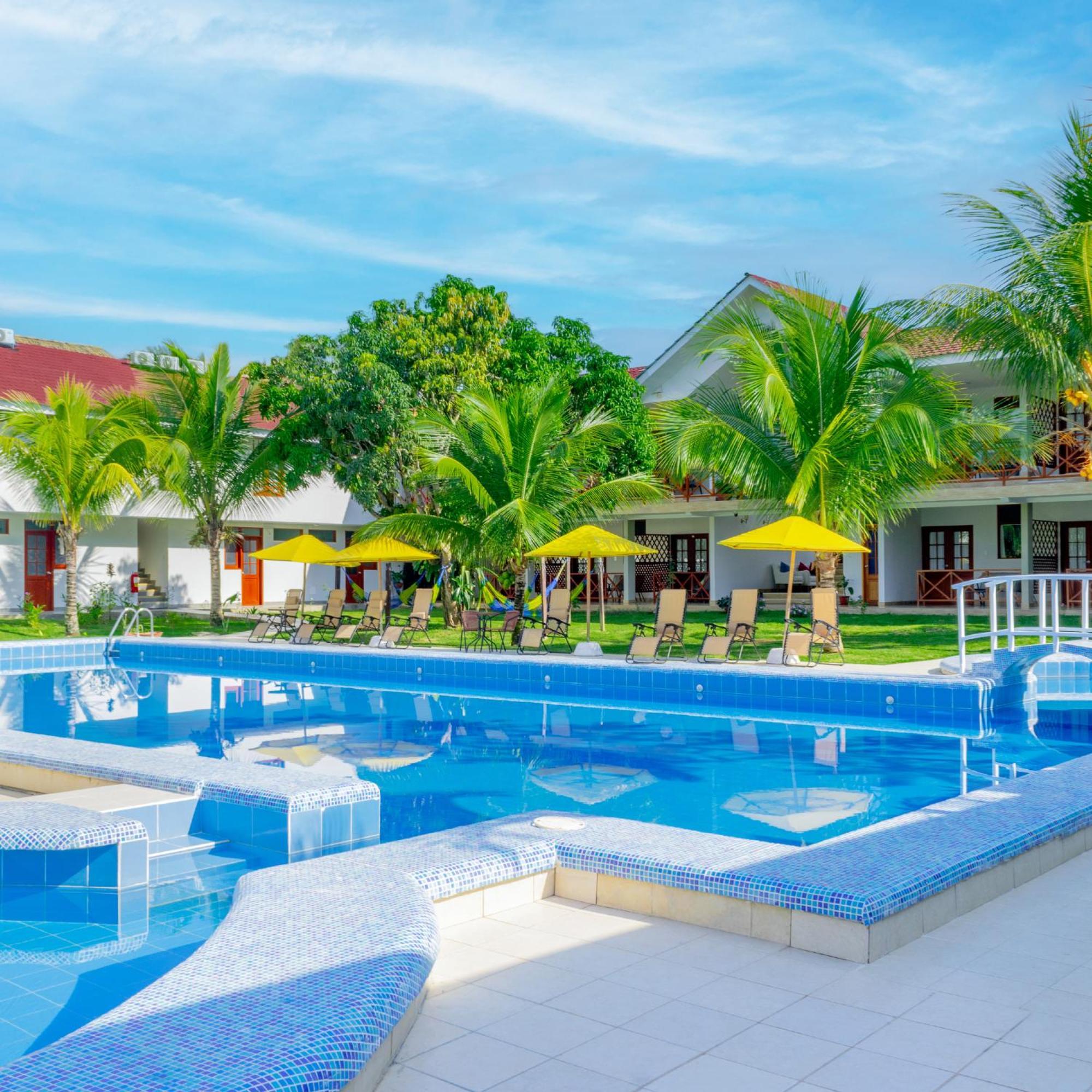 Laguna Azul Hotel & Suites Sauce Екстериор снимка