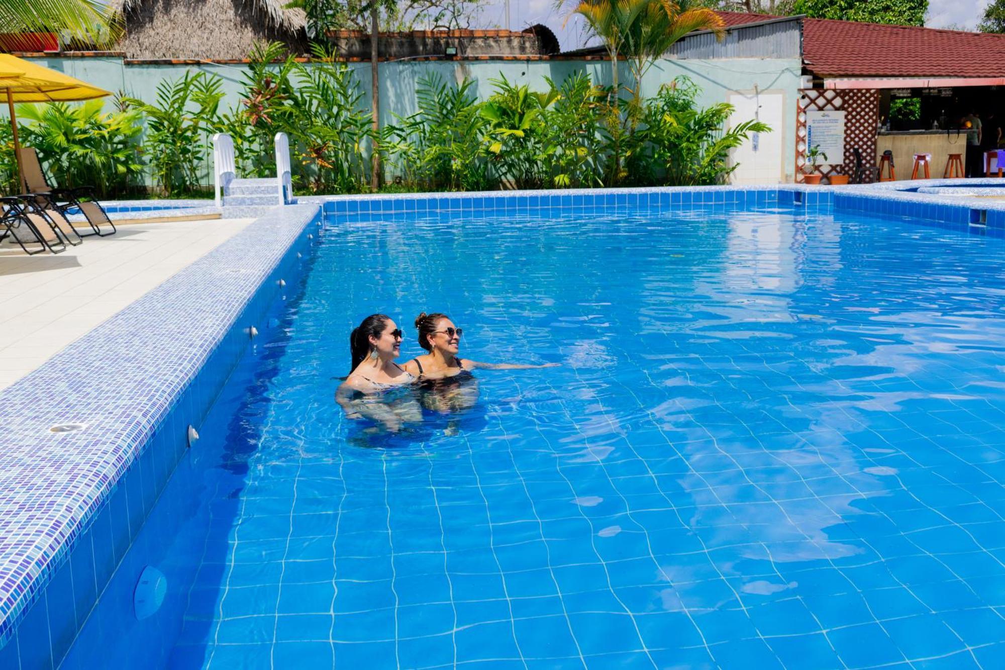 Laguna Azul Hotel & Suites Sauce Екстериор снимка