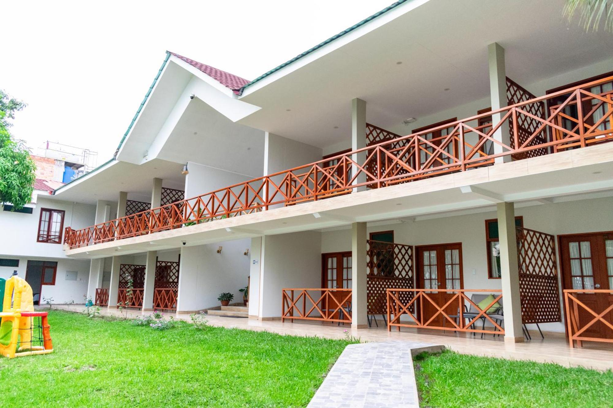 Laguna Azul Hotel & Suites Sauce Екстериор снимка